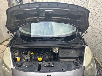 Renault Scenic 1.6 16V - 6