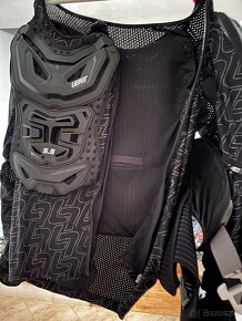 Leatt Body Protector 5.5 L/XL - 6