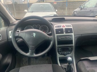 Peugeot 307 sw 2.0 hdi 7 miestné - 6