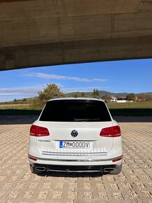 Predám VW Touareg 3.0TDi R-line - 6