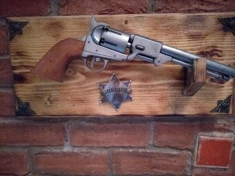 Revolver kaliber 45 USA 1873 - 6