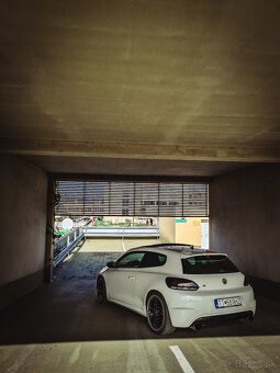 Volkswagen Scirocco R 2.0 TSI DSG - 6