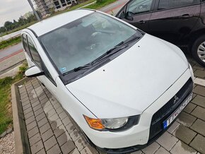 Mitsubishi colt 1.3 - 6