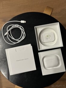 Apple AirPods Pro 2 - 6