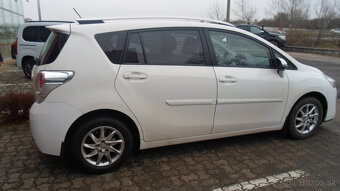 Toyota verso 1.8 benzín manuál - 6