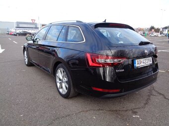 Škoda Superb Combi 2.0 TDI Style DSG - 6