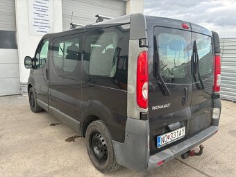 Renault trafic 2,5 (107KW` 2007 - 6