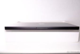 Apple MacBook Pro 16" / M3 Max / 36GB / 1TB / - 6