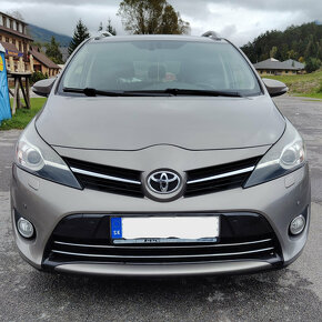 Toyota Verso 2.0 D-4D 91 kW - 6