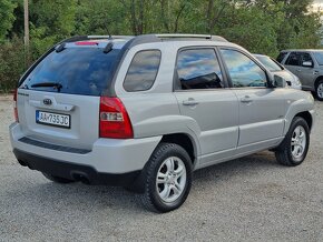 KIA SPORTAGE 2,0CRDi 4WD  4x4 - 6