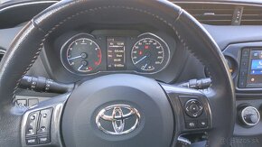 Predám Toyota Yaris Y20, benzín 1,5L 82kW - 6