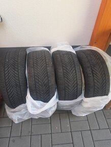 Celoročné/zimné pneu 215/40 r17 - 6