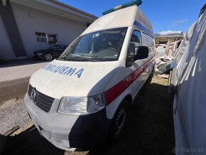 Volkswagen Transporter T5 2.5TDI 4x4 sanitné vozidlo - 6