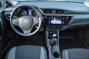 Toyota Auris Touring Sports 1.6 Benzín SR pôvod Top Stav - 6