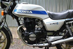 Honda CB 400N - 6