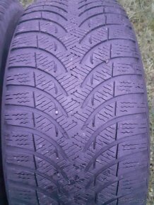 Michelin 205/55 r16 zimne pneumatiky - 6