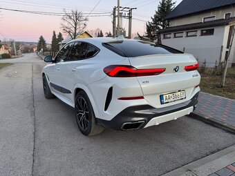 BMW X6 M50i xDrive - 6