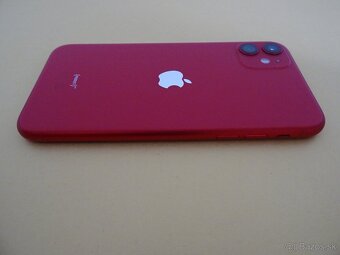 iPhone 11 128GB RED - ZÁRUKA 1 ROK  - DOBRY STAV - 6