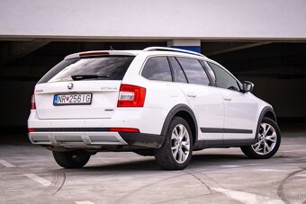 Škoda Octavia Combi SCOUT 2.0TDI DSG 4x4 - 1.majiteľ - 6