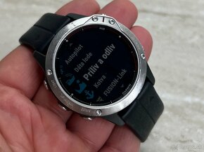 Garmin Quatix 6 - 6