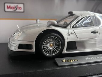 1:18 Mercedes-Benz CLK-GTR Street Version - MAISTO - 6