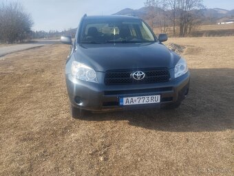 Predam toyota rav4 2.2 D-4D 4x4 - 6