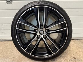 Orig alu Seat R19 5x112 + letné pneu 235/35 R19 - 6