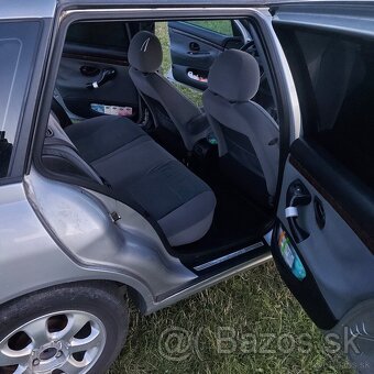 Predám Peugeot 406 Break, 2.0 HDi, 80 kw, r. v. 2001 - 6