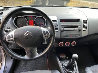 Citroen c-crosser 2.2, 4x4, 7miestne, ťažné - 6