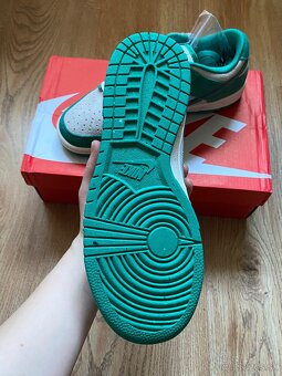 Nike Dunk Low SE (38,5) Neptune Green and Sail - 6