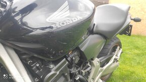 Honda CB600F Hornet - 6