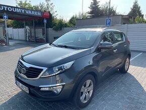 Kia Sportage 1.6 benzin dream edition r.v 2013 top stav - 6