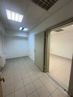 Na prenájom obchodný priestor 226m2 - Voľný ihned - 6