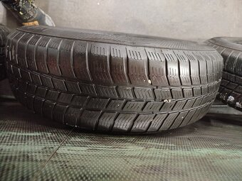 Predám zimnú sadu Volkswagen 5x100 175/80 R14 cena 40€/4ks - 6