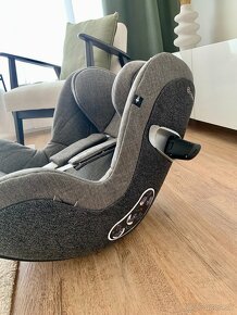 Cybex Sirona Z i-Size Platinum s 360°otočnou základňou - 6