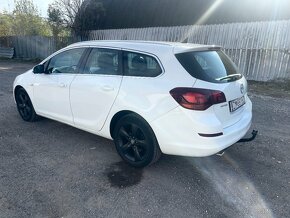 Opel Astra 2.0 J ŠPORT+TOURER AUTOMAT. - 6