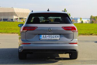 Volkswagen Golf 1.5 TGI Life Benzín/CNG Top Stav - 6