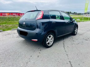 Fiat Punto 1.4i 2010  5 dverové 55 kw modrá farba tmavá - 6