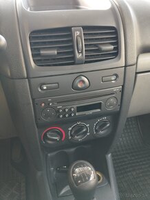 Renault Clio 1.2 - 6