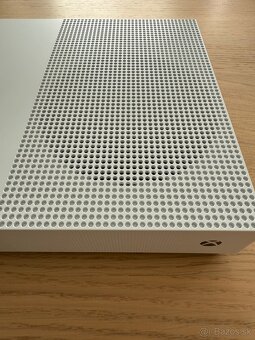 Xbox One S Digital 1TB - 6