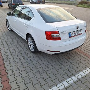 Škoda Octavia 1.2tsi Active - 6