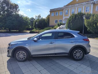 Kia Xceed 1,5T-GDI benzín 117,5 Kw,160 k - 6