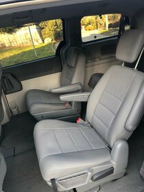 Chrysler Grand Voyager 2,8 CRD - 6