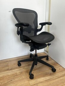 Herman Miller Aeron Remastered Full - 6