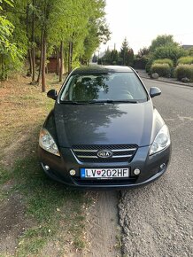 Kia Ceed 1.4 77kw benzín 2008 - 6