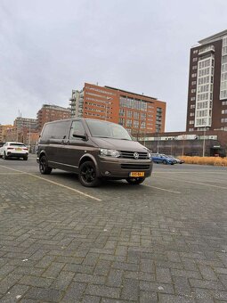 VW Caravelle - 6