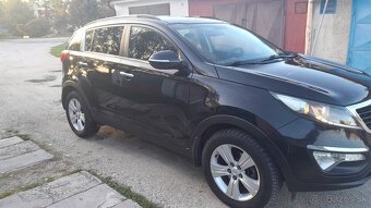 Kia Sportage 1.7 85 kw r.v 2011 - 6