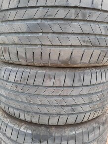 Pneu VW T6 235/55 R17 - 6