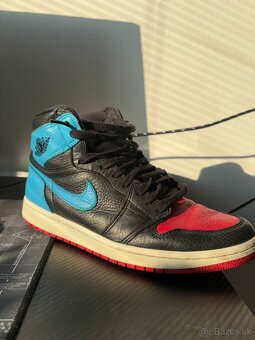 Air Jordan 1 - 6