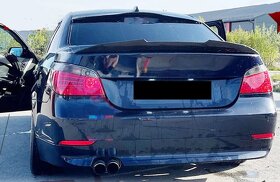 Lipo spoiler kridlo na kufor pre BMW rada 5 E60 - 6